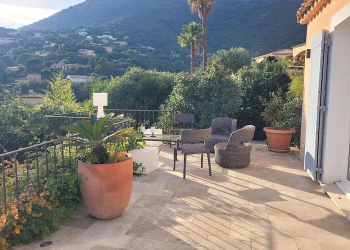 別荘 L'eau Des Oliviers キャバレール・シュル・メール