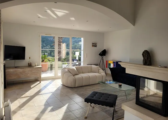 L'eau Des Oliviers 別荘 *